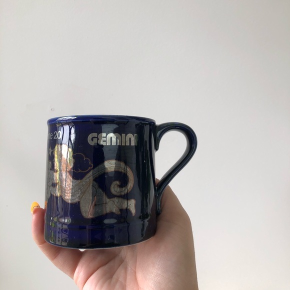 Vintage Gemini mug - Picture 2 of 13